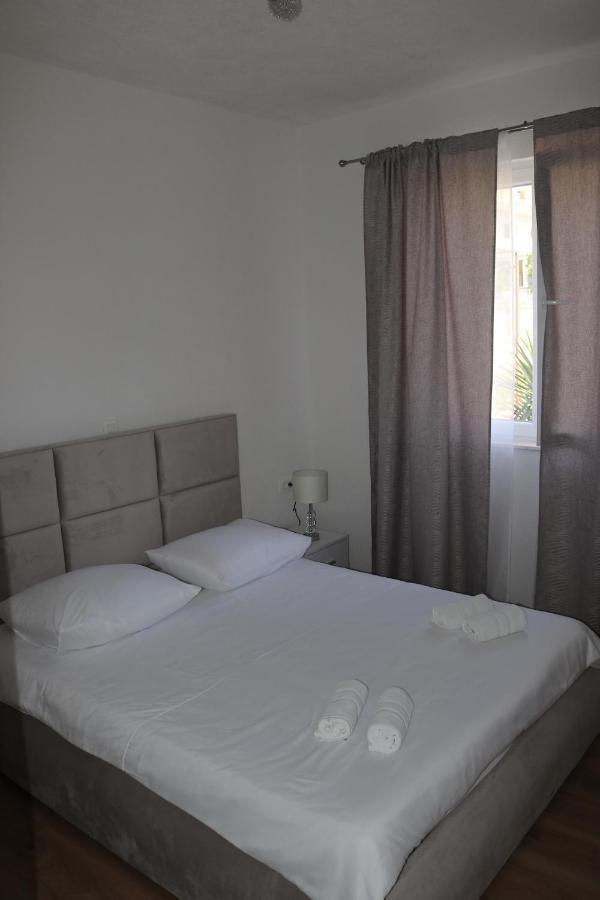 Ilma Apartment Trogir Bagian luar foto