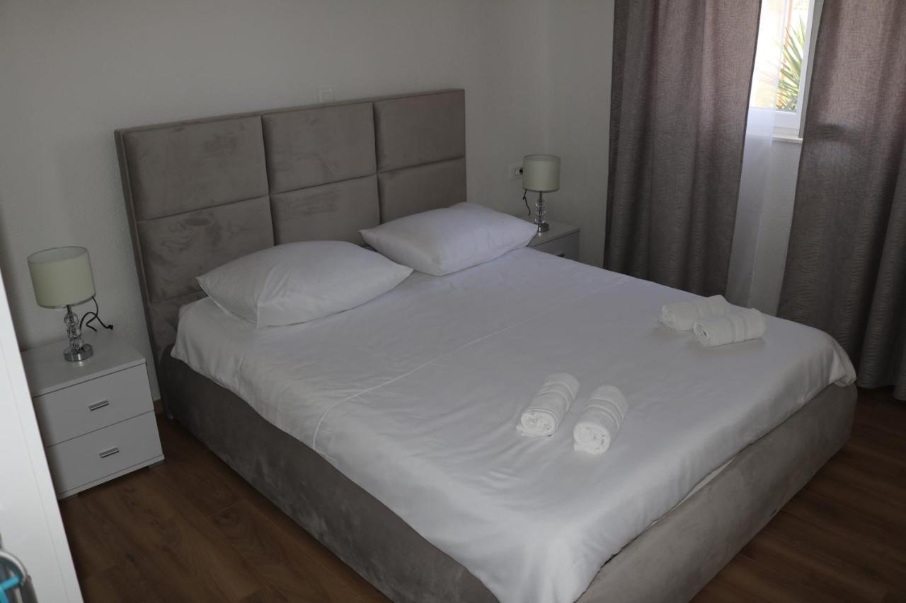 Ilma Apartment Trogir Bagian luar foto